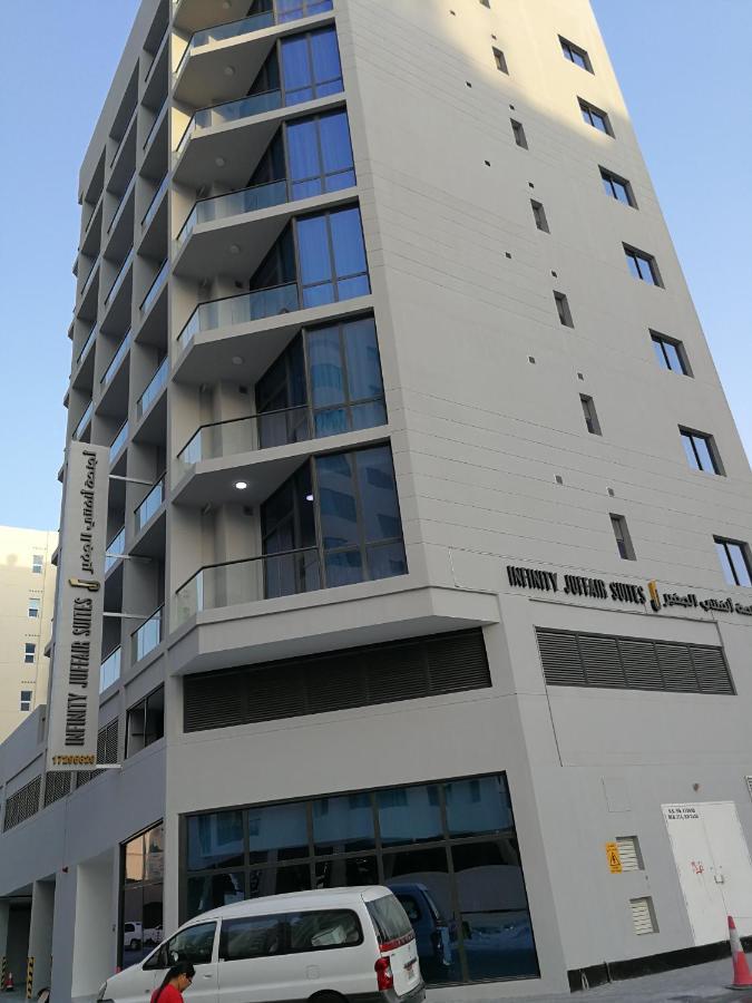 Infinity Juffair Suites Манама Екстериор снимка