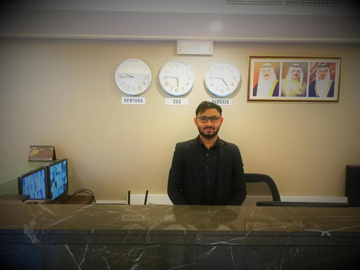 Infinity Juffair Suites Манама Екстериор снимка