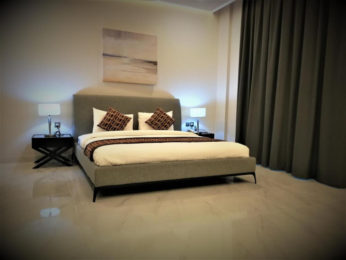 Infinity Juffair Suites Манама Екстериор снимка