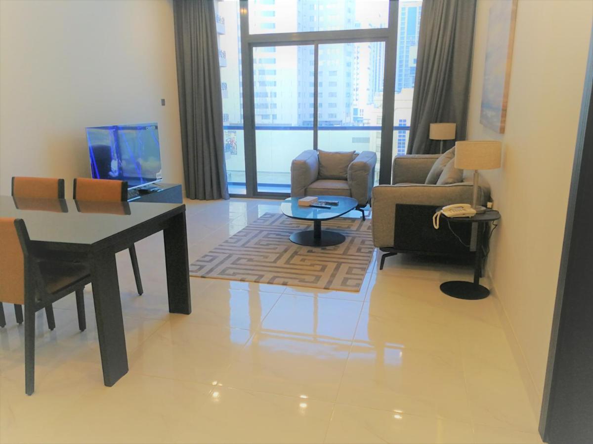 Infinity Juffair Suites Манама Екстериор снимка